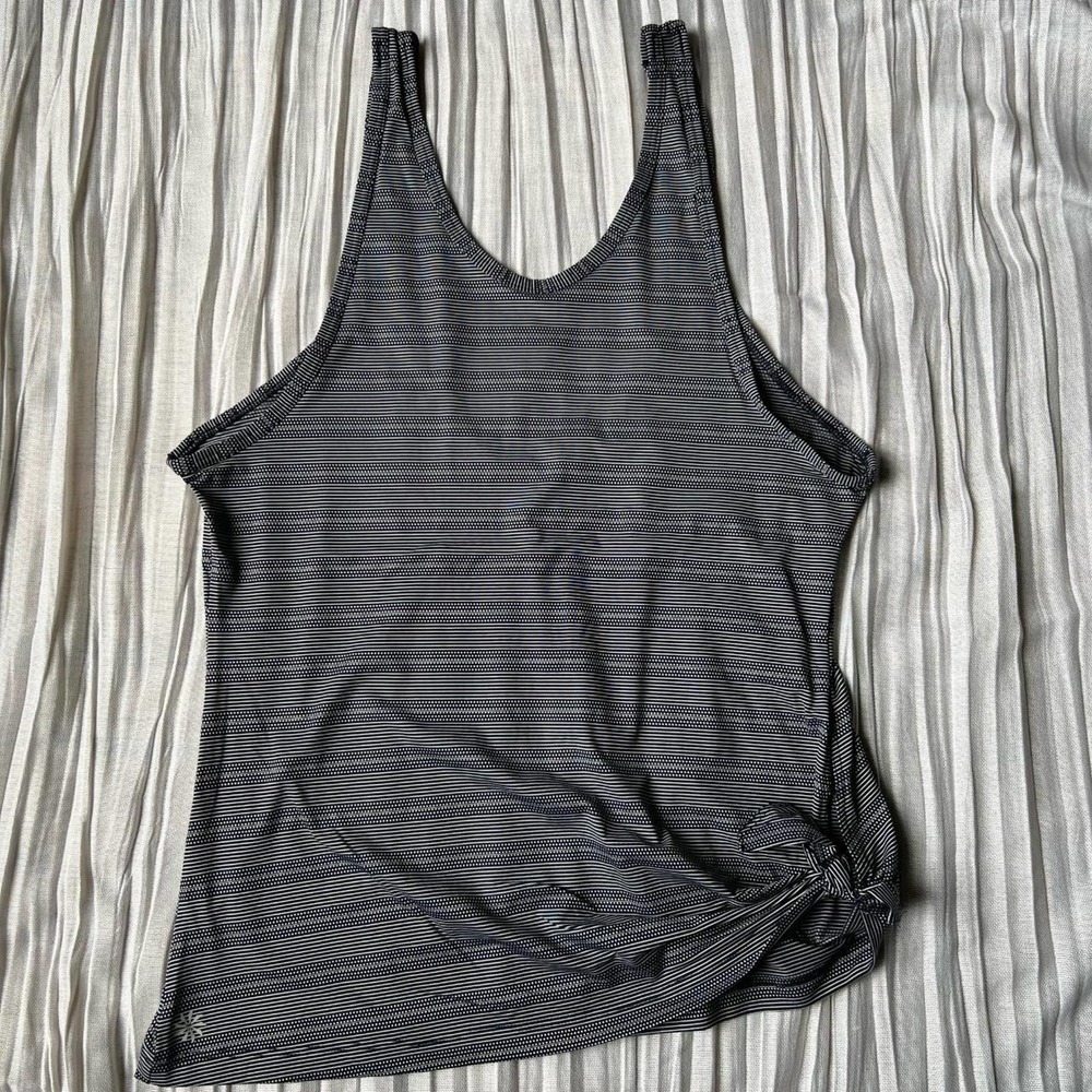 Athleta patterned black and white tank top!